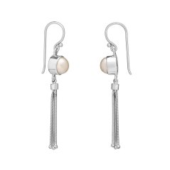 Perlenohrringe mit Ketten