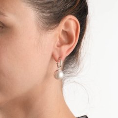 Pendientes de perlas Goyang